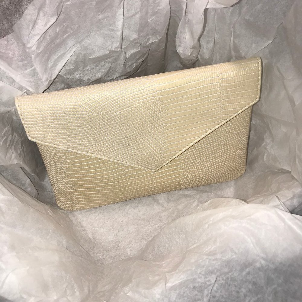 Beige faux snakeskin envelope bag, August Ipsy Glambag Makeup Bag